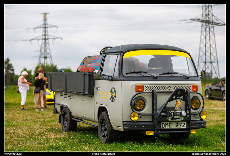 098A2893