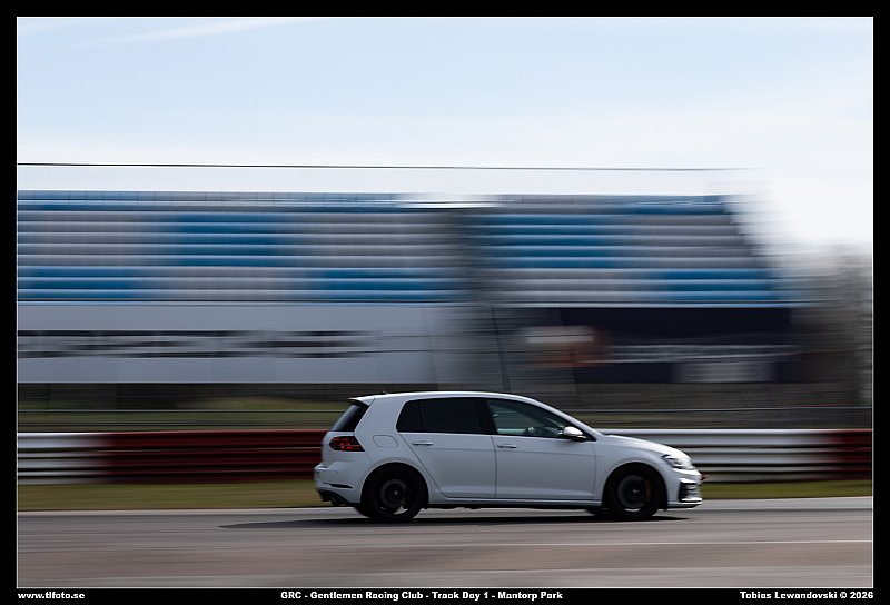 098A8490